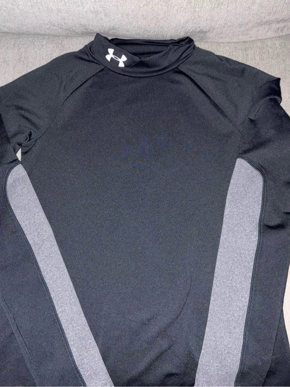 Under Armour Boys XL Coldgear - Like New!
